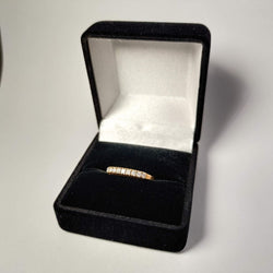 Demi-Alliance en or jaune et diamants - Castafiore