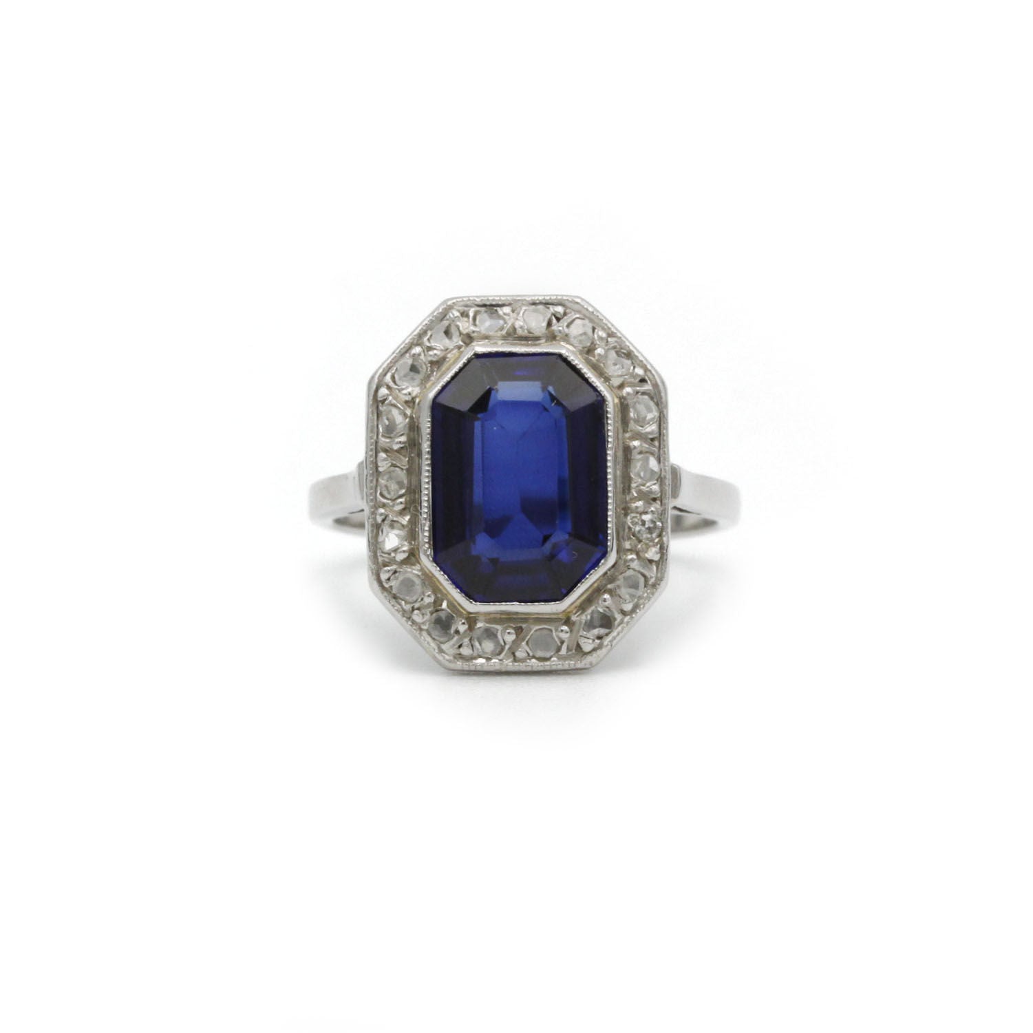 Bague - Or, Platine, saphir & Diamants