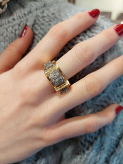 Bague tank en or jaune et diamants