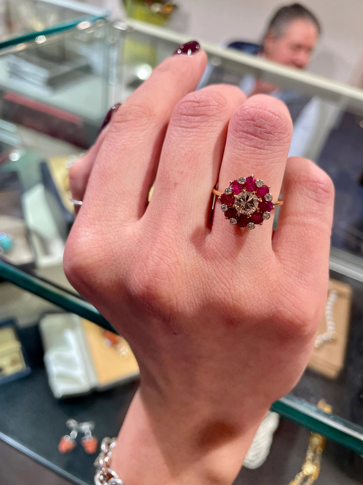 Bague cocktail vintage diamant rubis