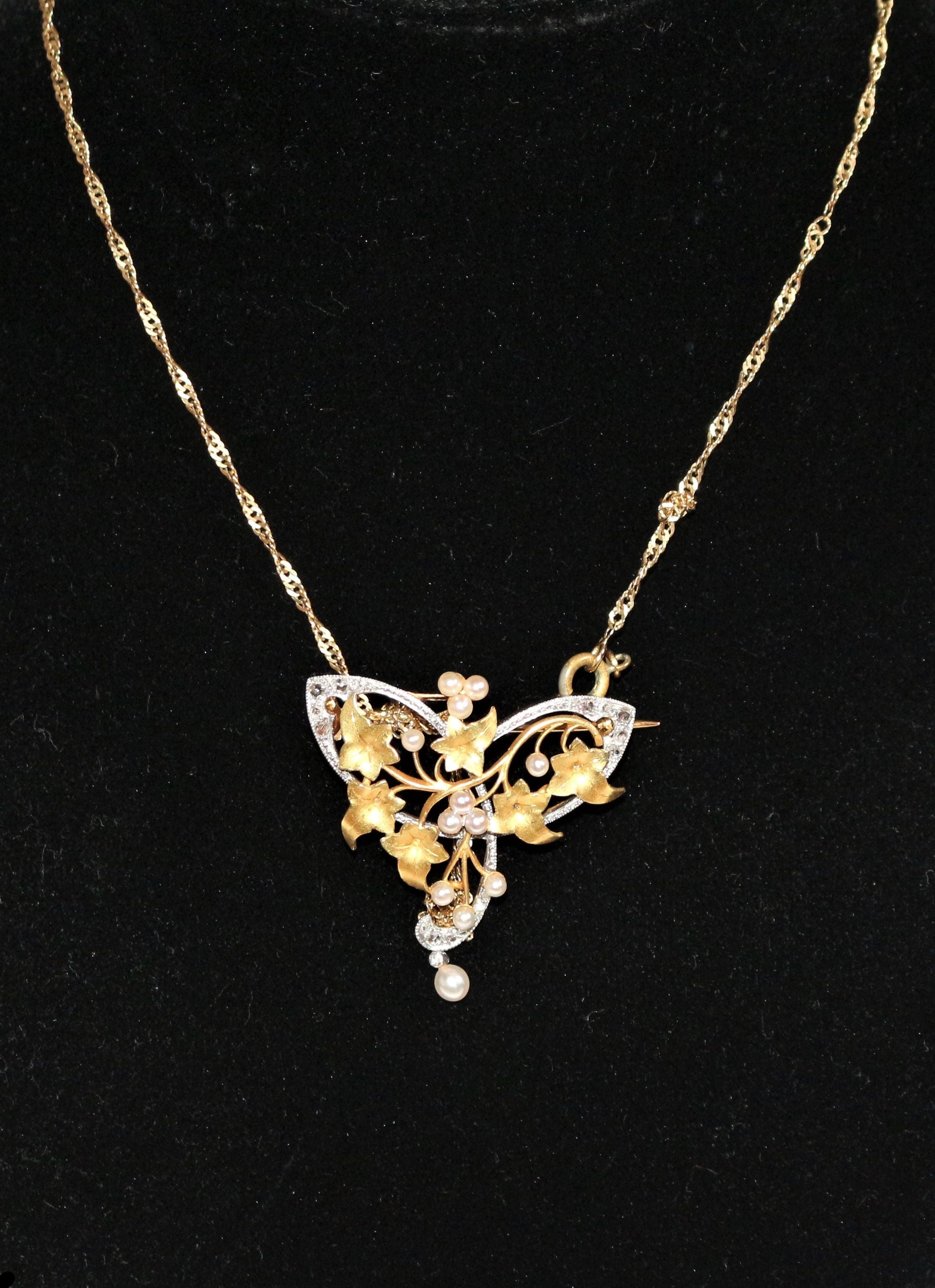 Art Nouveau pendant brooch