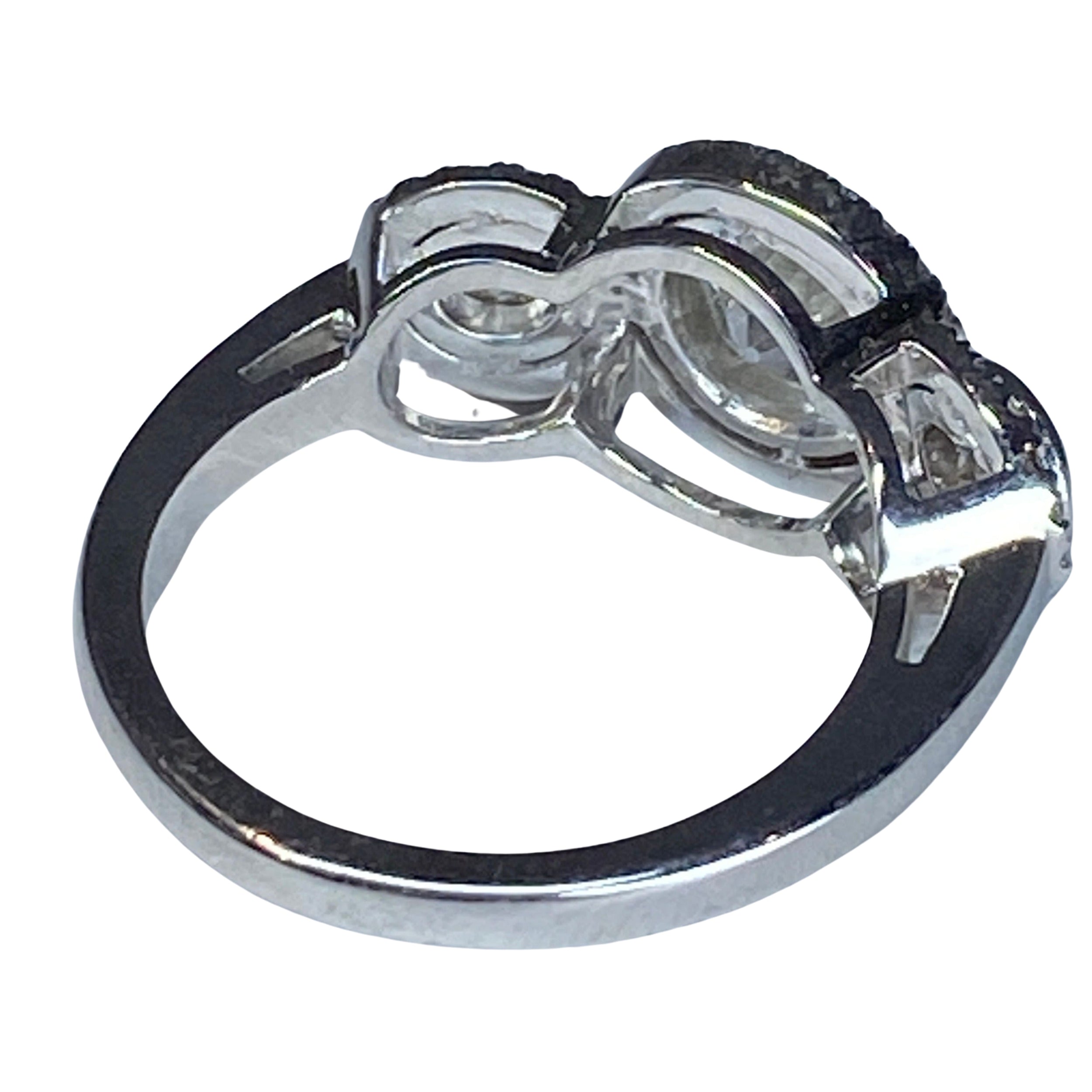 Bague en or 18 carats trilogie sertie de diamants