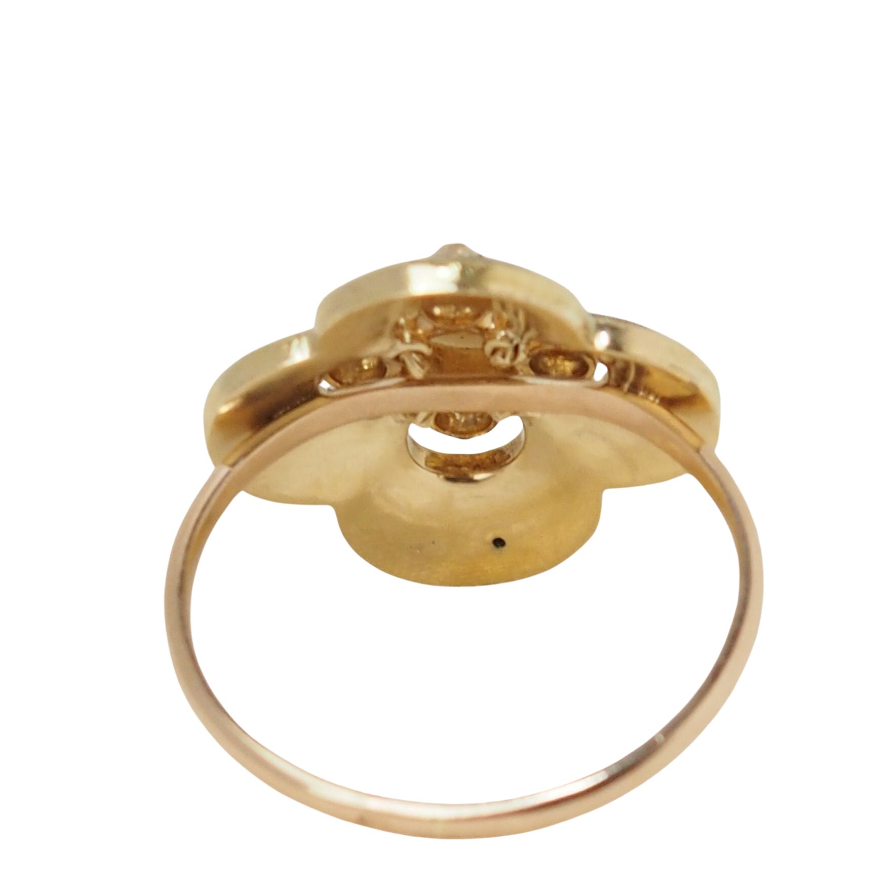 Bague ancienne en or jaune, perle et diamants