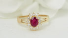 Bague marguerite en or jaune, rubis et diamants