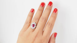 Bague Pompadour en or bicolore, rubis naturel et diamants