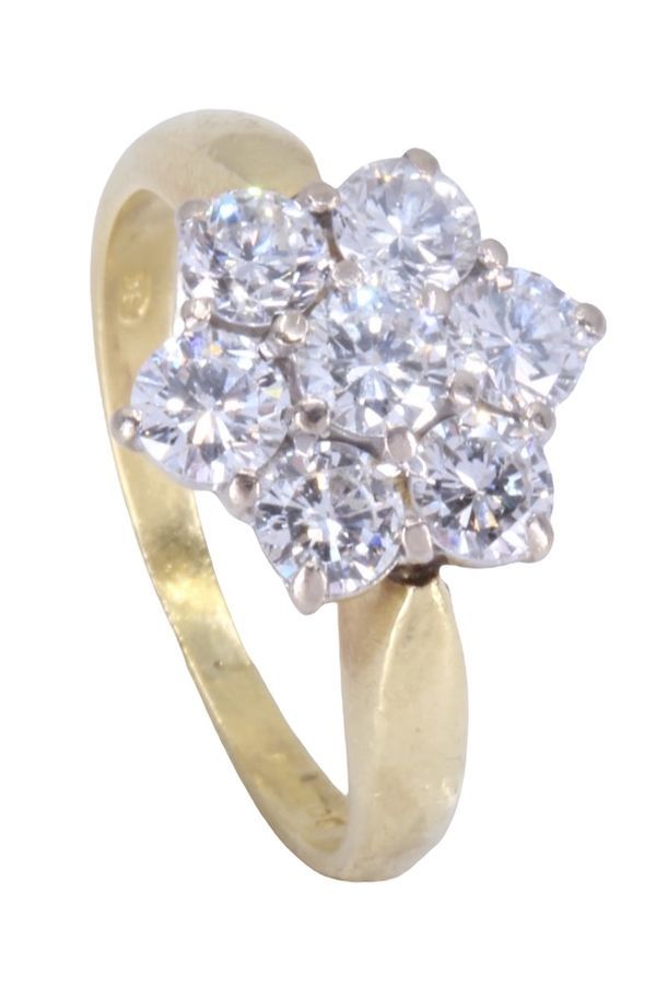 BAGUE FLEUR DIAMANTS