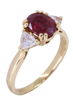 Bague en or jaune rubis et diamants