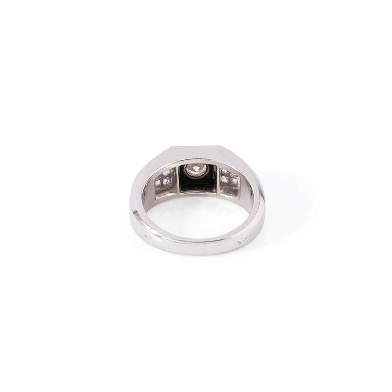 Bague Jonc MELLERIO en or blanc et platine, onyx et diamants