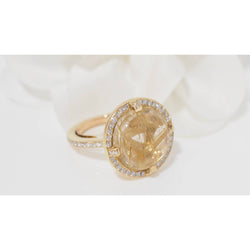 Bague CHAUMET Attrape Moi Galet en or jaune, Quartz rutile et diamants