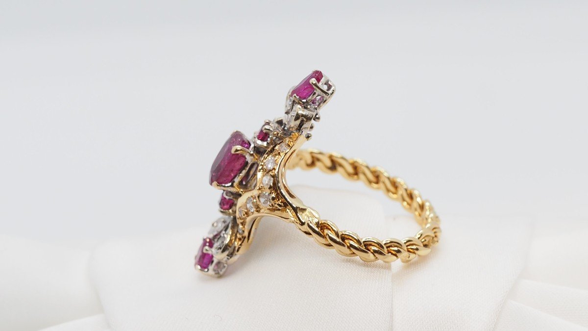 Bague Marquise En Or Bicolore, Rubis Et Diamants