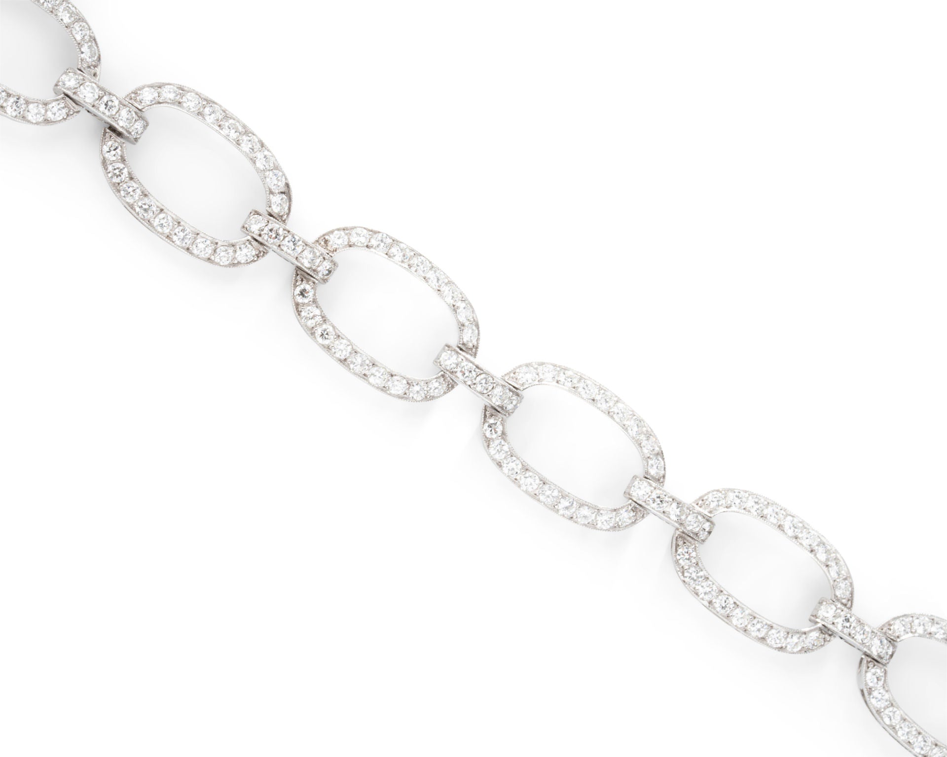 Bracelet Art déco  en platine et diamants