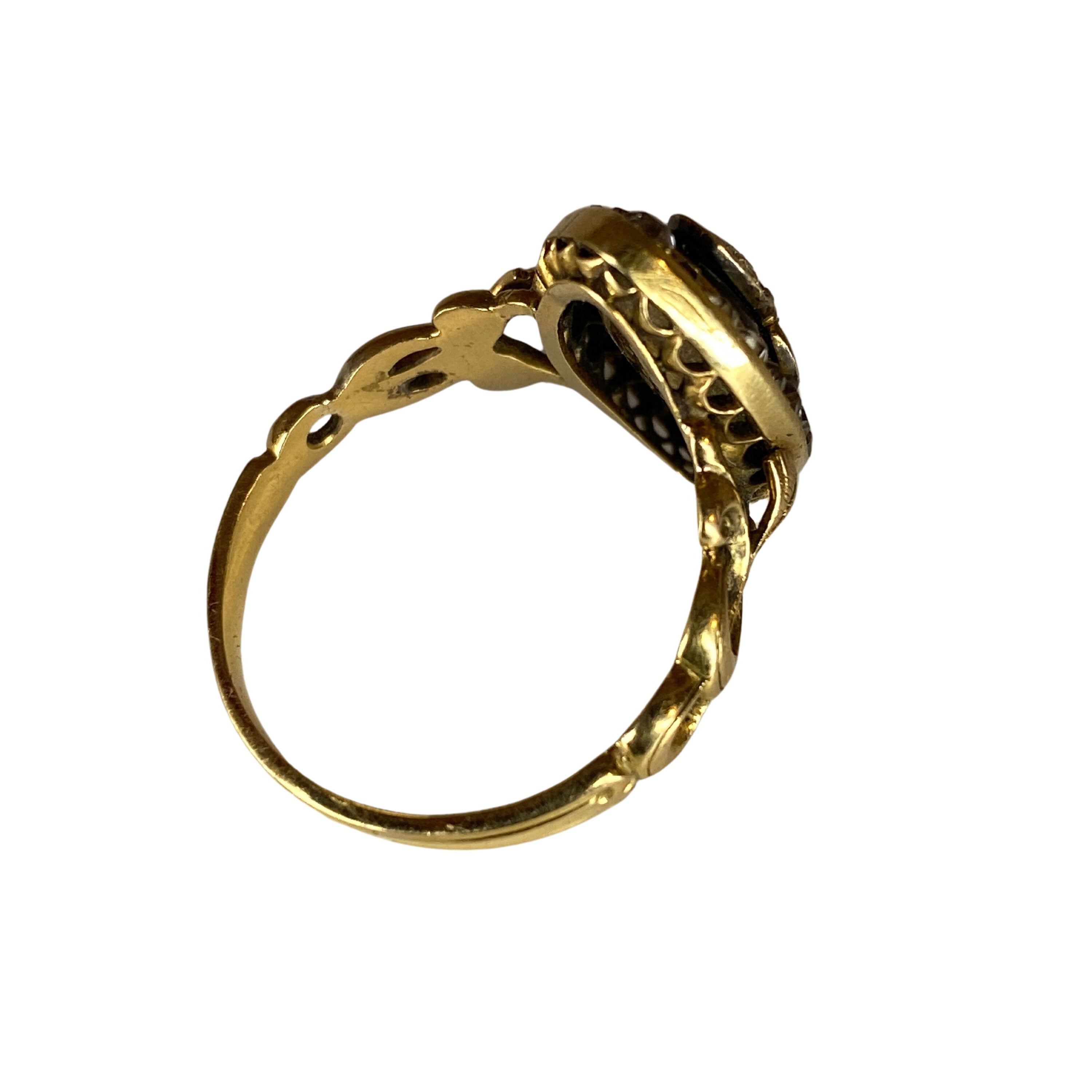 Bague marquise en 18 carats émail bleu et diamants vers 1850