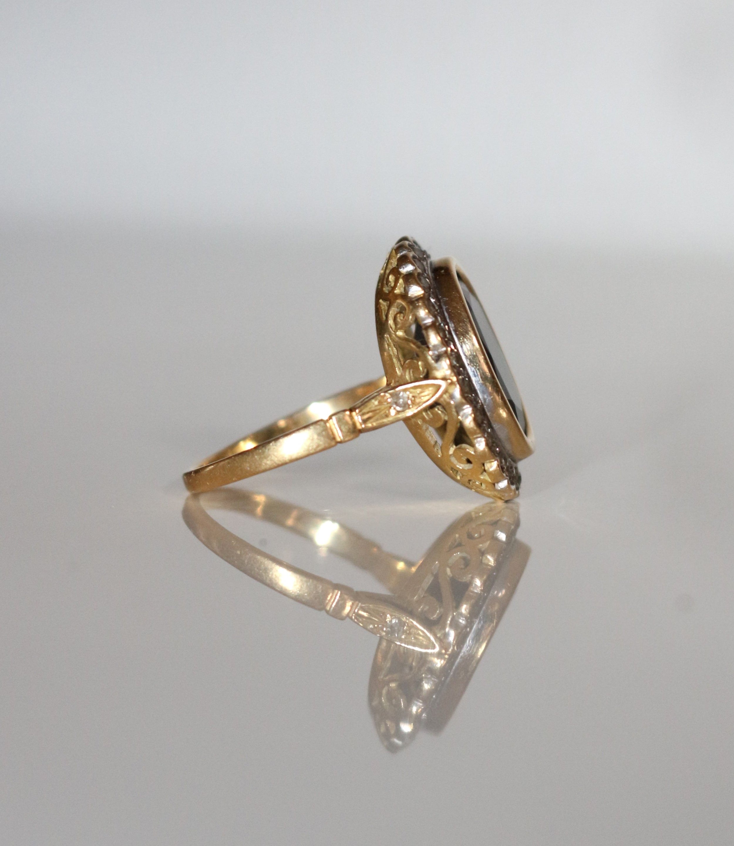 Bague Pompadour Saphir Diamants