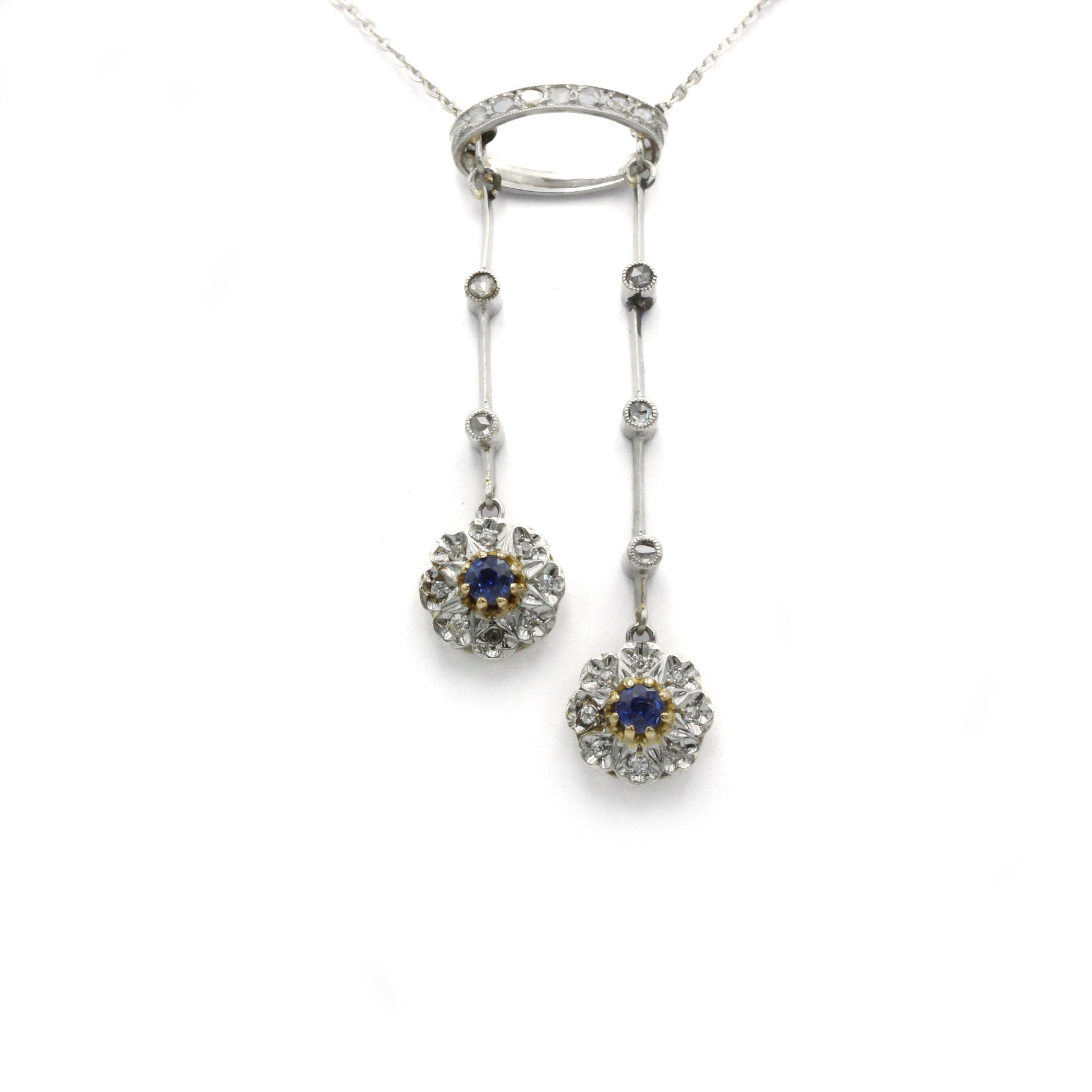 Collier - Or, platine, saphirs et diamants