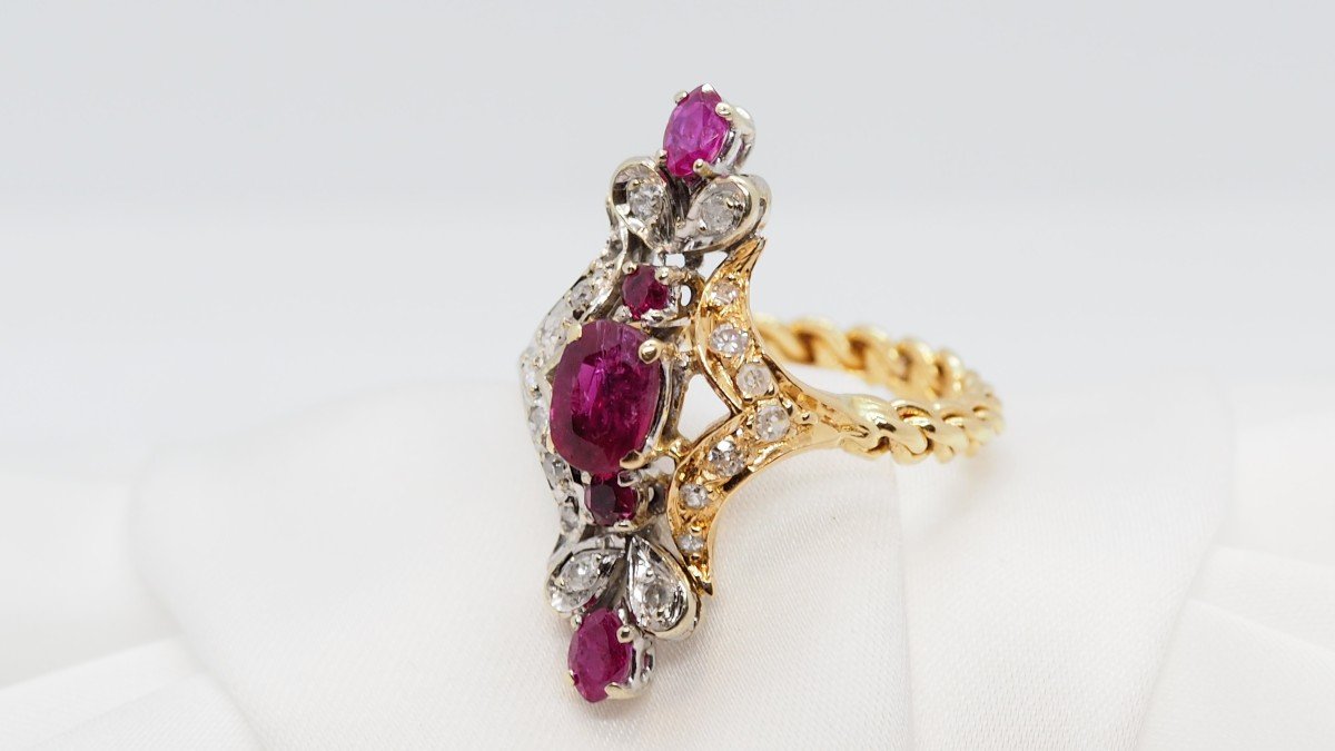 Bague Marquise En Or Bicolore, Rubis Et Diamants