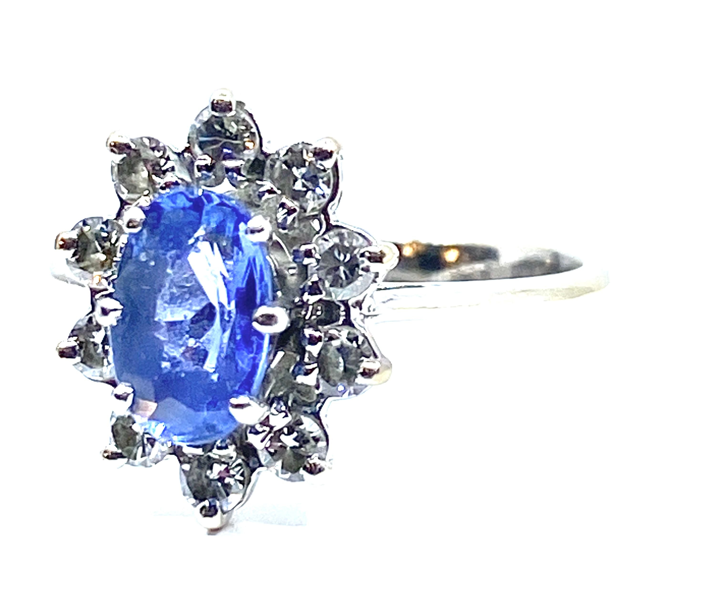 Bague marguerite en or 18 carats en saphir ceylan et diamants