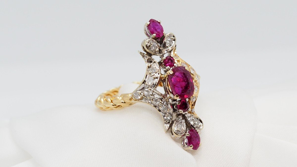 Bague Marquise En Or Bicolore, Rubis Et Diamants