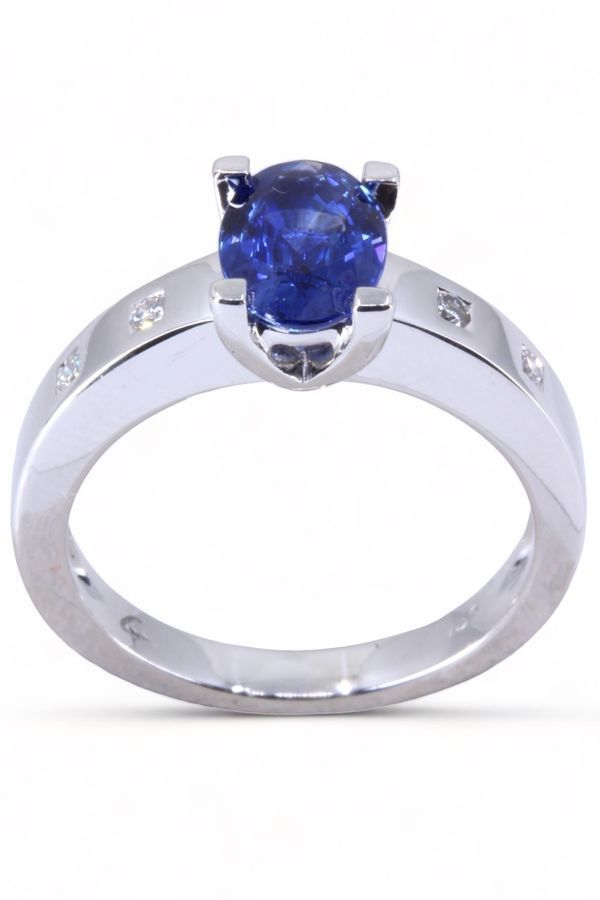 GAREL Tara ring in white gold sapphire and diamonds Castafiore