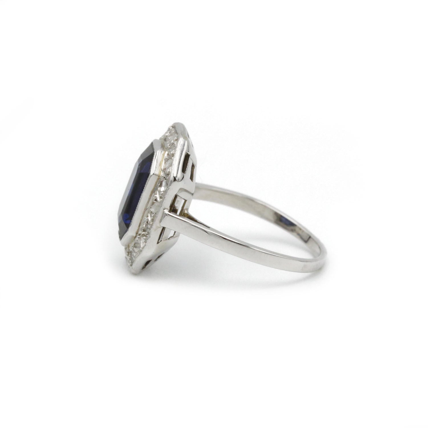 Bague - Or, Platine, saphir & Diamants