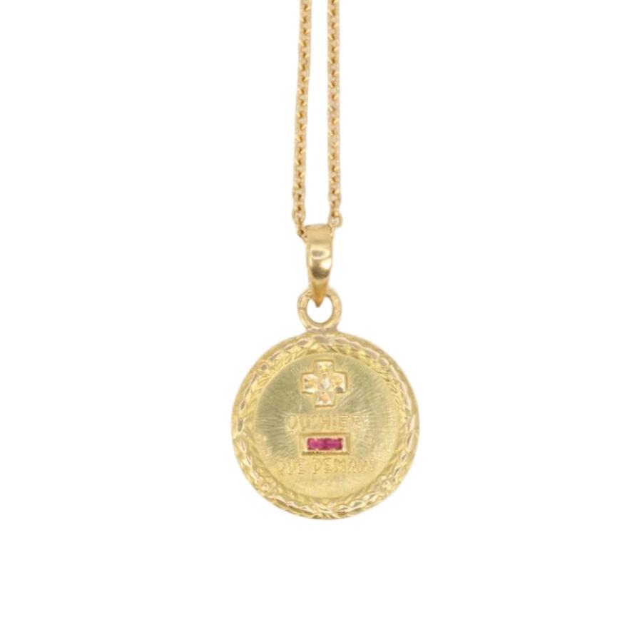 Médaille Amour Augis Plus hier Moins demain en or, diamant et rubis - Castafiore