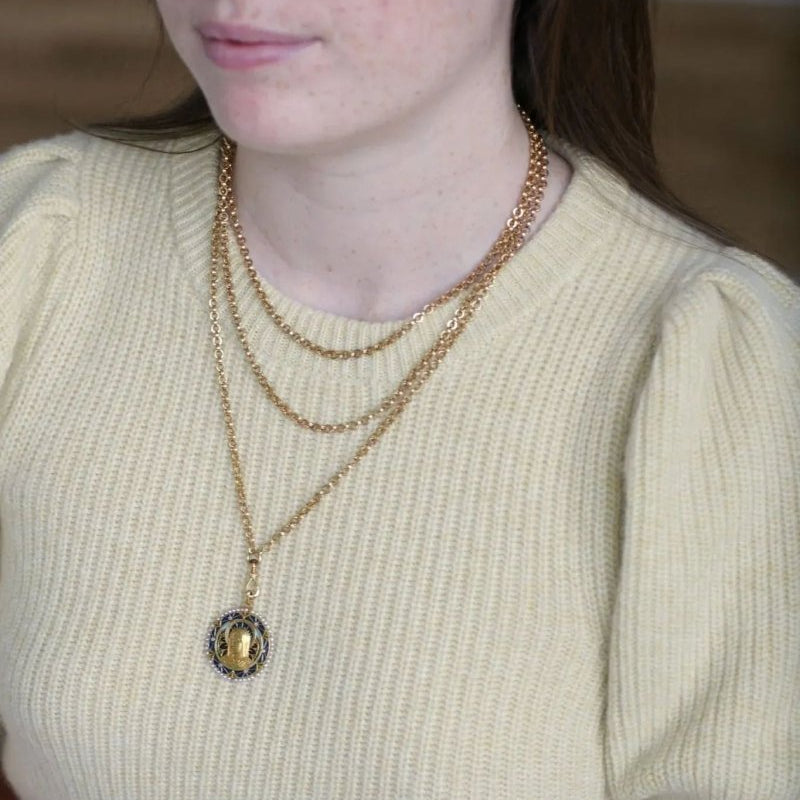 Médaille Vierge Marie émail plique à jour, perles et diamants - Castafiore