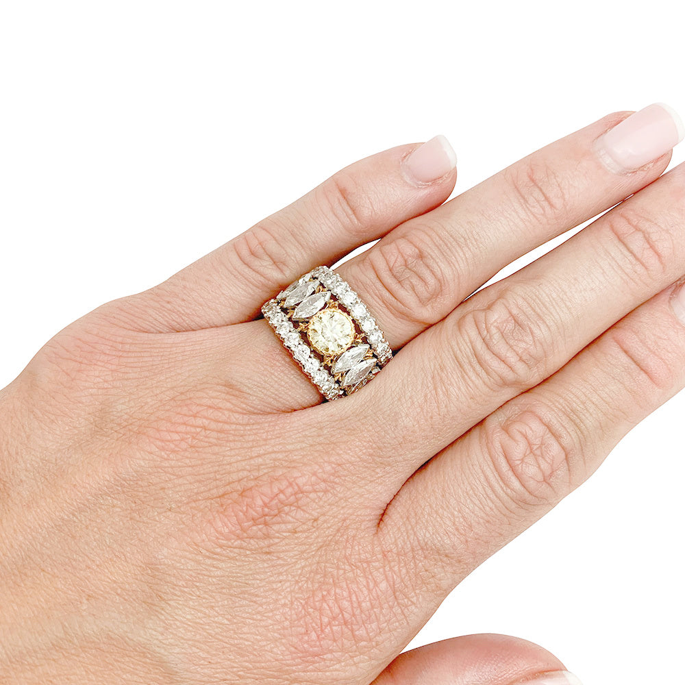 Bague bandeau BUCCELLATI, diamants jaune