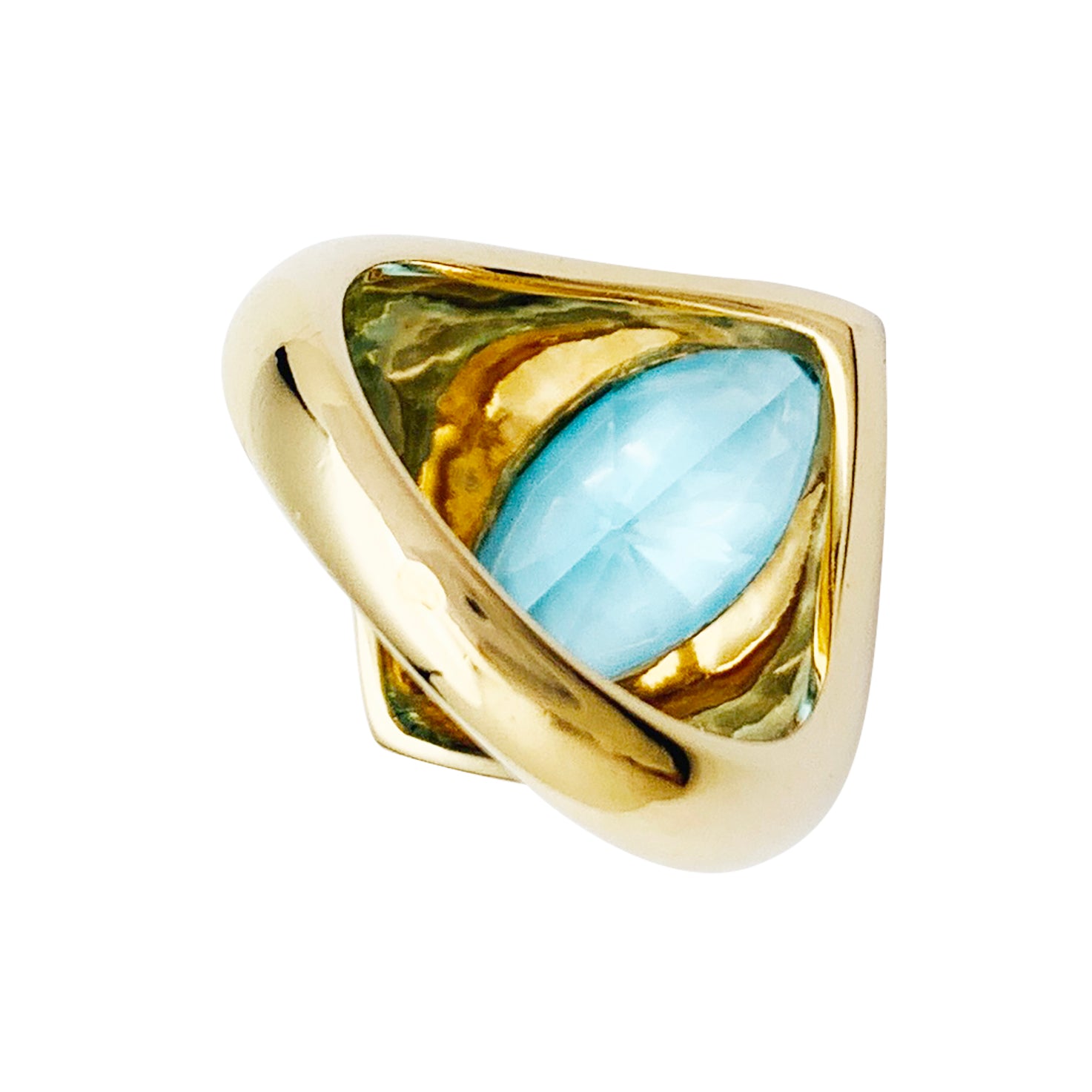 Bague or jaune et topaze bleue