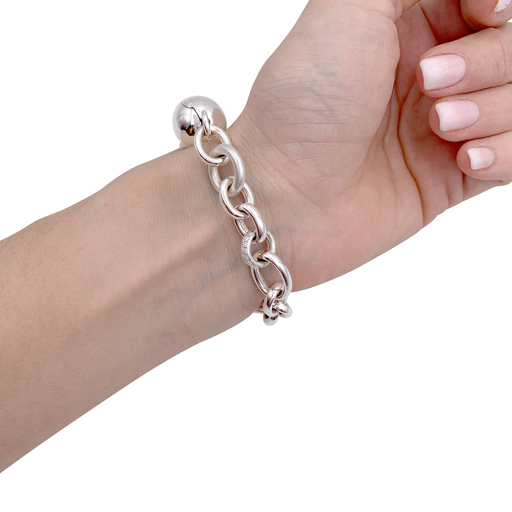 Pomellato bracelet in white gold, diamonds