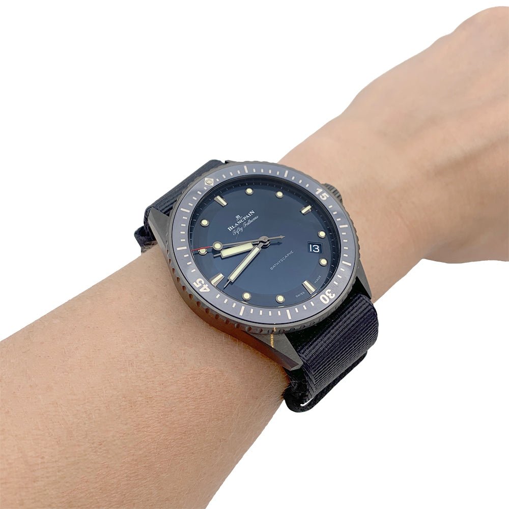 Montre de plongée Blancpain, “Fifty Fathoms Bathyscaphe", céramique. - Castafiore