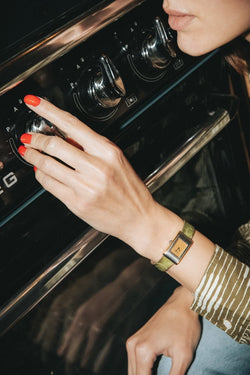 Montre interchangeable BOUCHERON "Reflet" en acier, or jaune et cuir - Castafiore