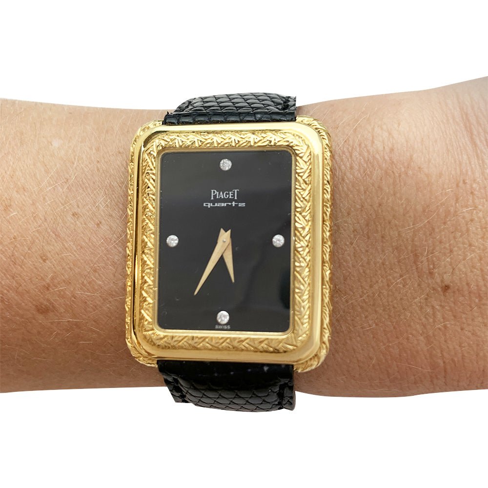 Piaget watch in yellow gold leather. Castafiore