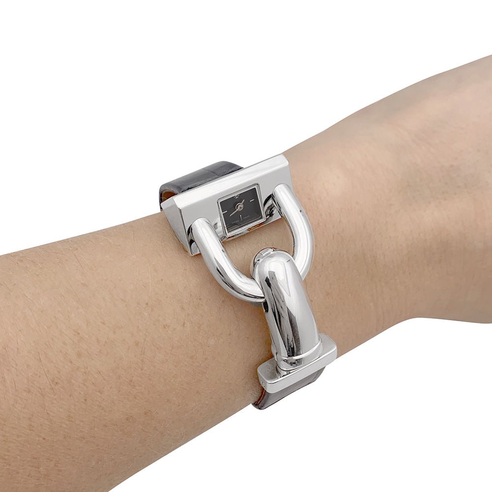 Montre Van Cleef & Arpels, "Cadenas", acier, cuir. - Castafiore