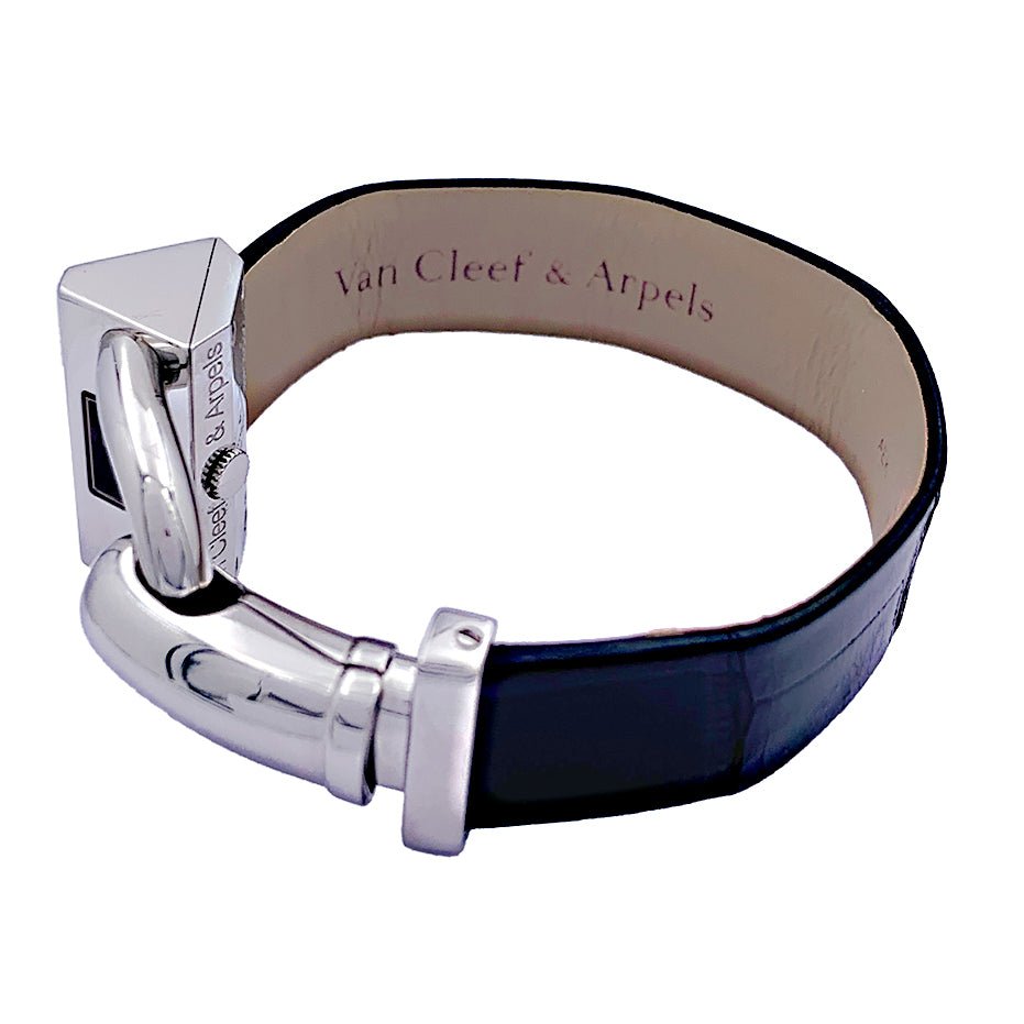 Montre Van Cleef & Arpels, "Cadenas", acier, cuir. - Castafiore