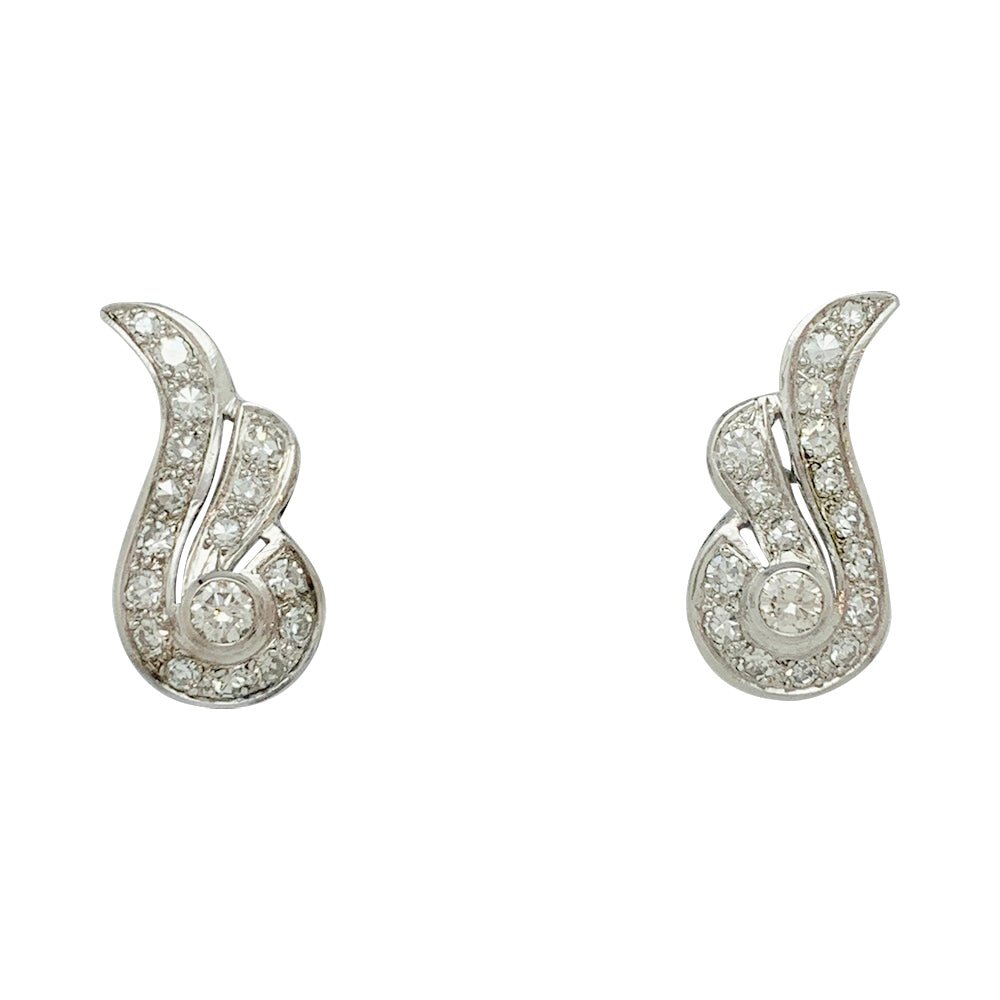 Paire de boucles d'oreilles Art Déco en platine - Castafiore