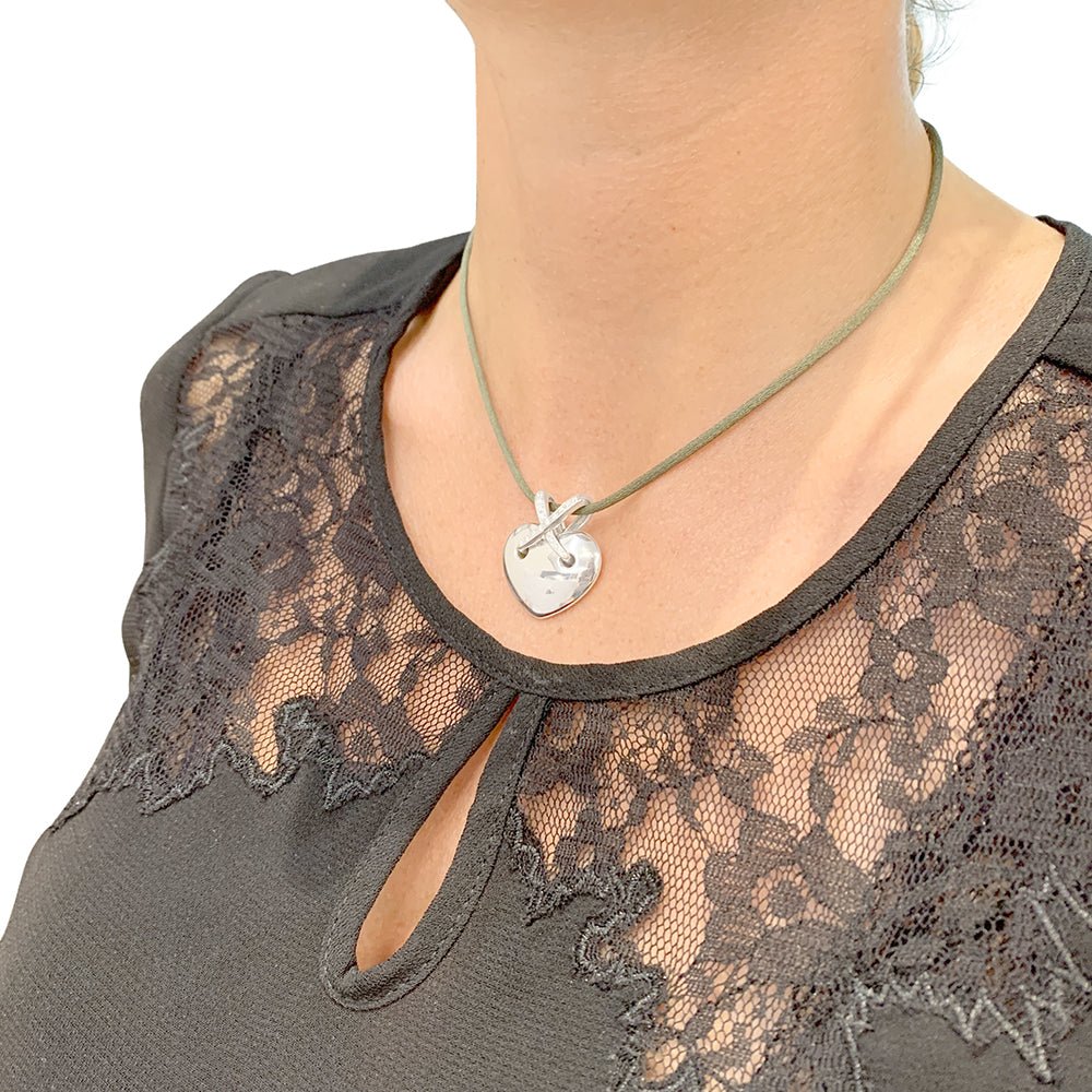 Pendentif coeur Chaumet, collection