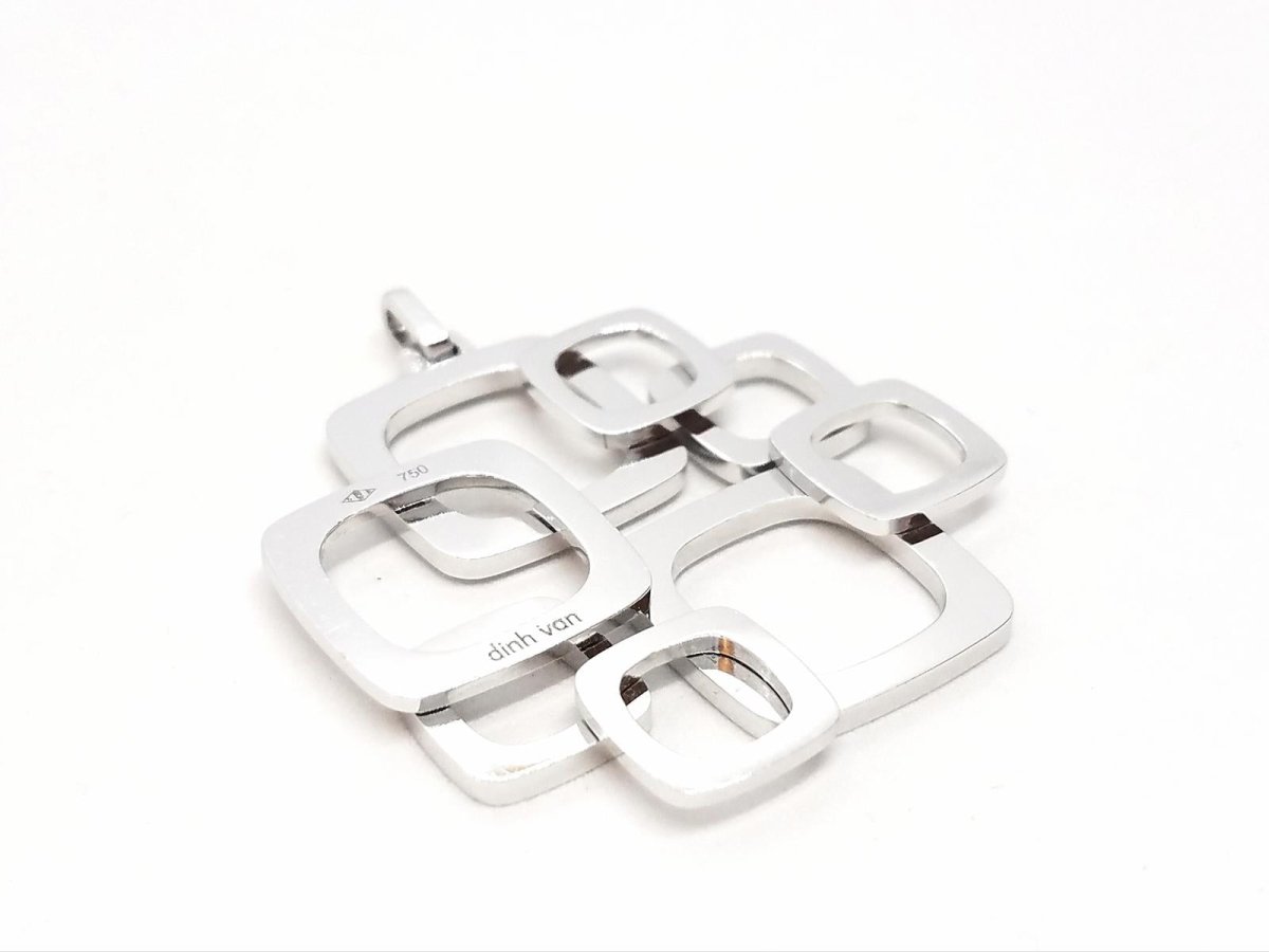 Pendentif DINH VAN "Impression" en or blanc et diamants - Castafiore