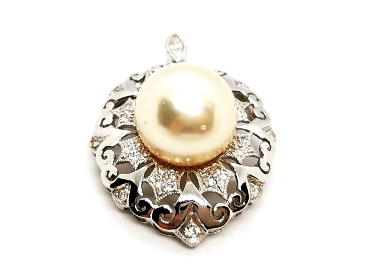 Pendentif en or blanc, diamants et perle - Castafiore