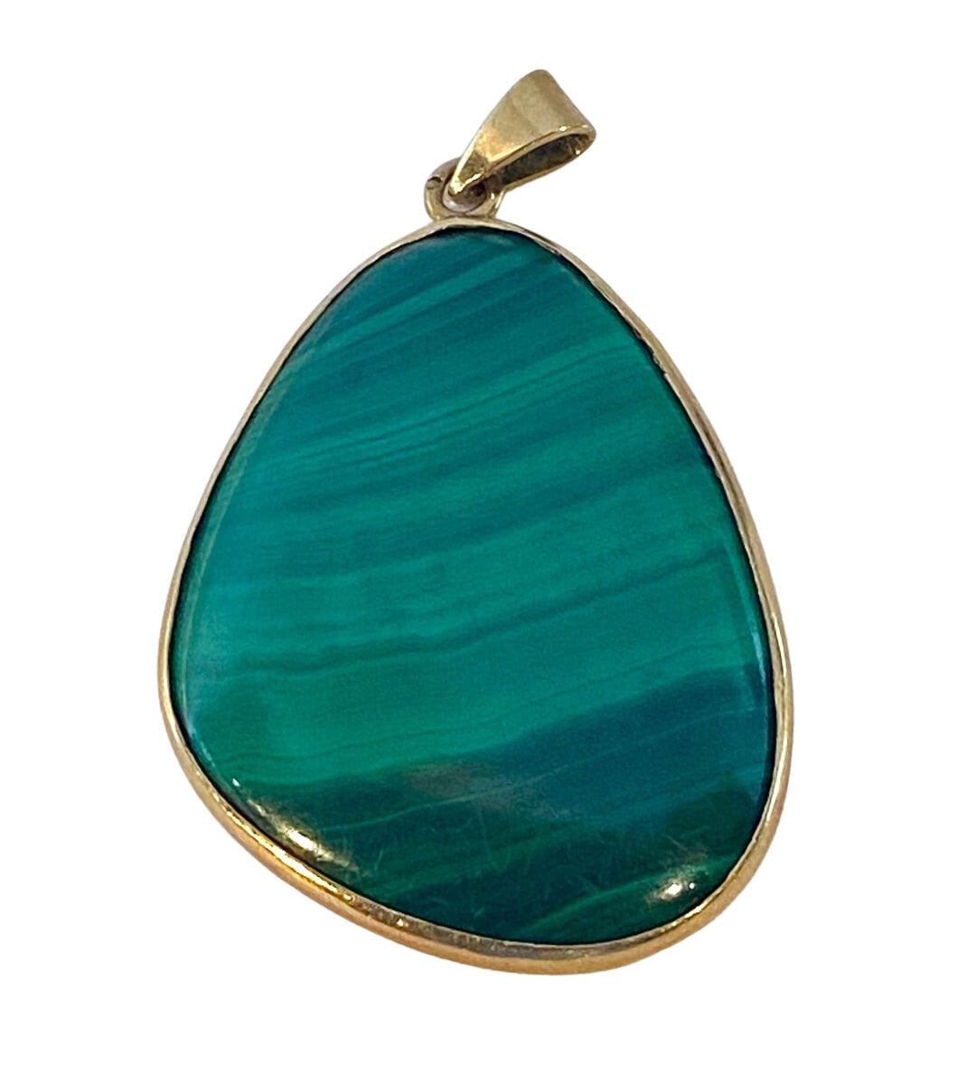 Pendentif en or jaune 18 carats orné d’une malachite - Castafiore