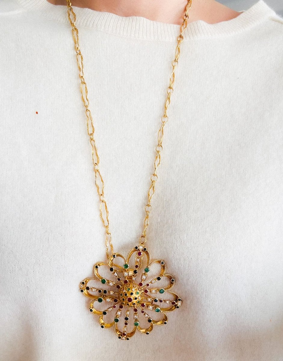 Pendentif et broche or jaune du créateur grec Lalaounis ornée de pierres précieuses - Castafiore