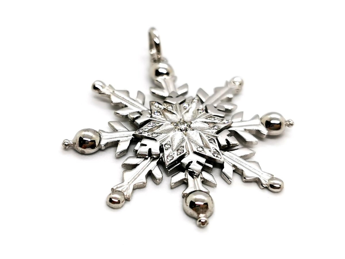 Pendentif flocon en or blanc et diamants - Castafiore