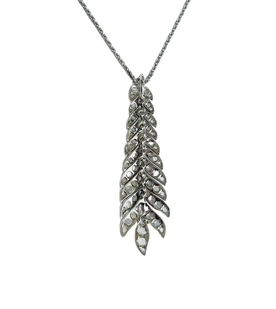 Pendentif "Plume" articulé en or blanc et diamants de taille rose - Castafiore