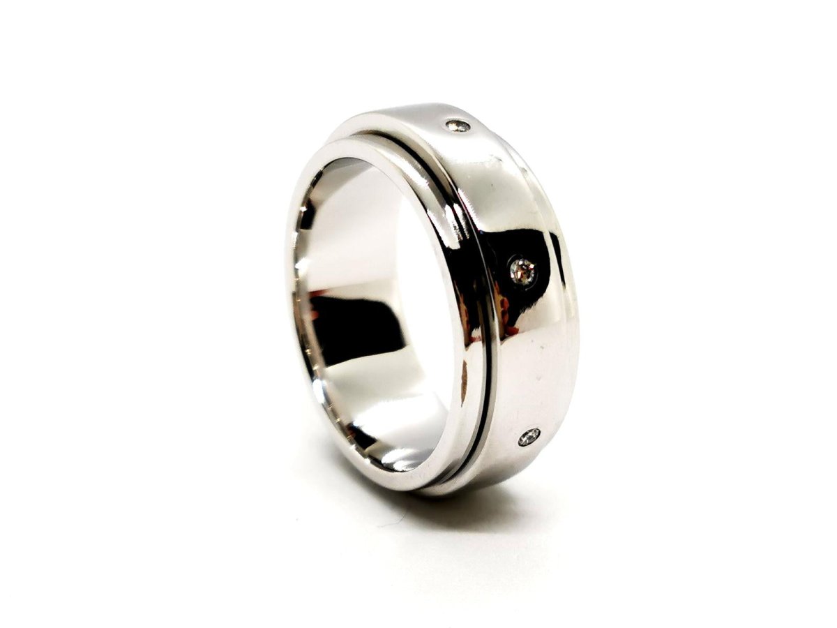 Piaget Bague Alliance Possession Or blanc Diamant - Castafiore