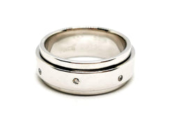 Piaget Bague Alliance Possession Or blanc Diamant - Castafiore