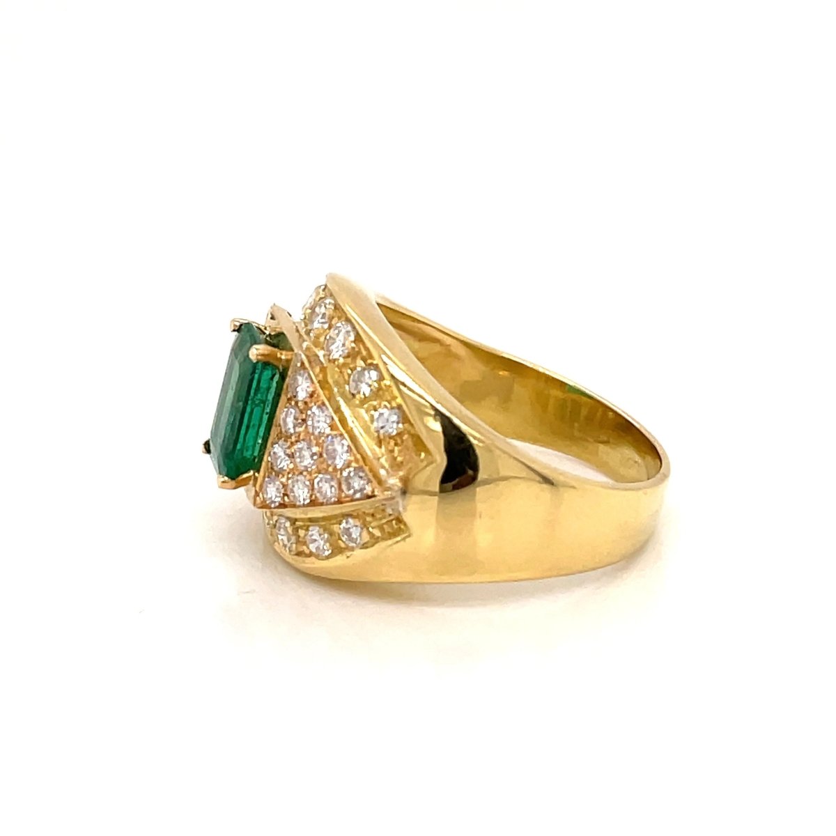 Retro Colombian Emerald Diamond Cocktail Ring - Castafiore