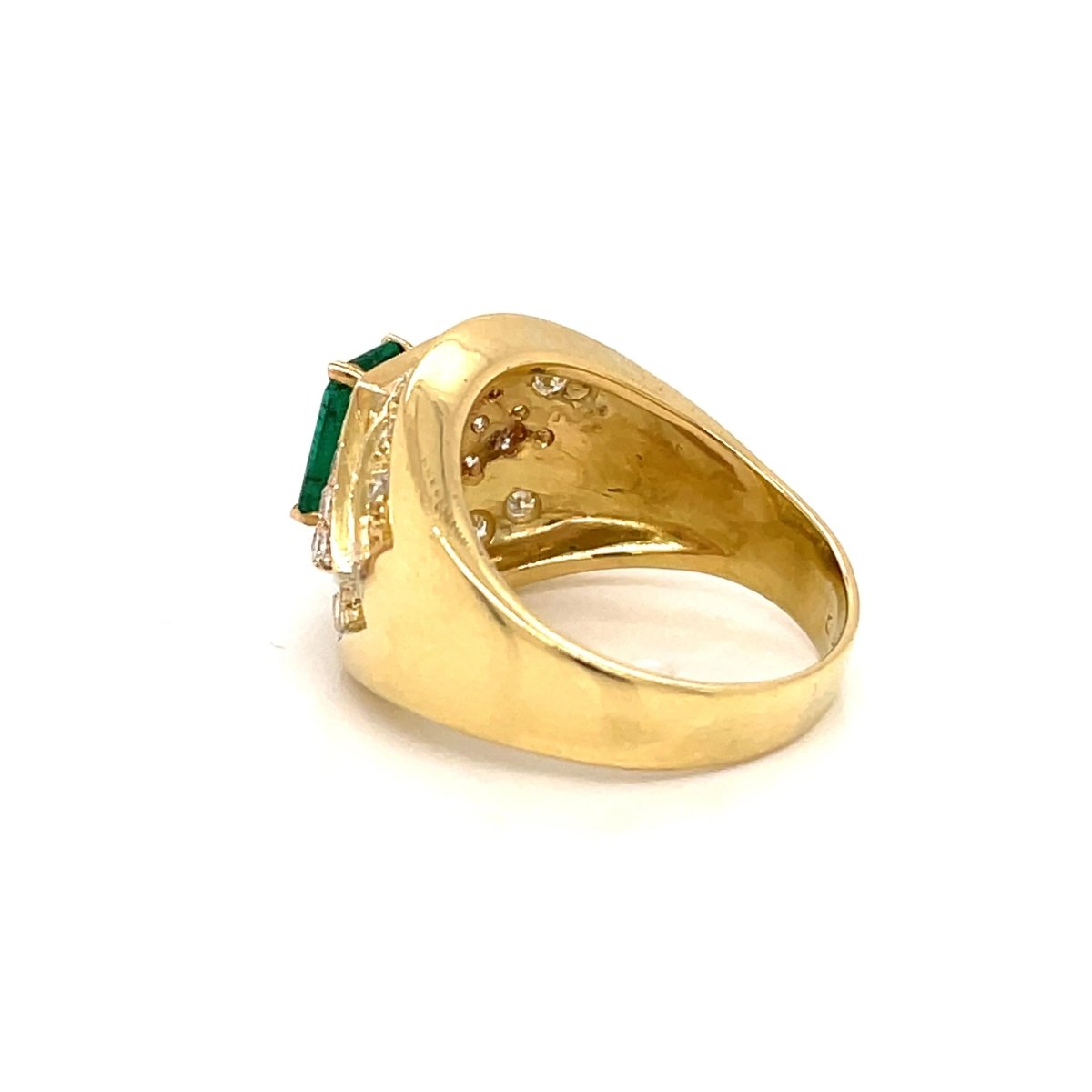 Retro Colombian Emerald Diamond Cocktail Ring - Castafiore