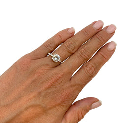 Solitaire accompagné, diamant 1,53 carat - Castafiore