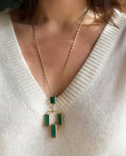 Un Pendentif géométrique en or jaune - Castafiore